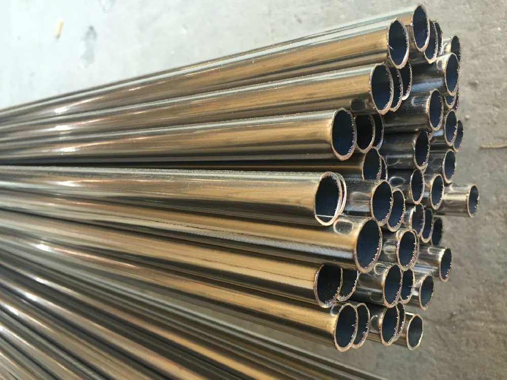 Stainless steel pipe